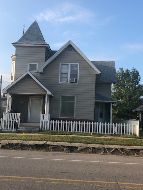 114 E 10th Street